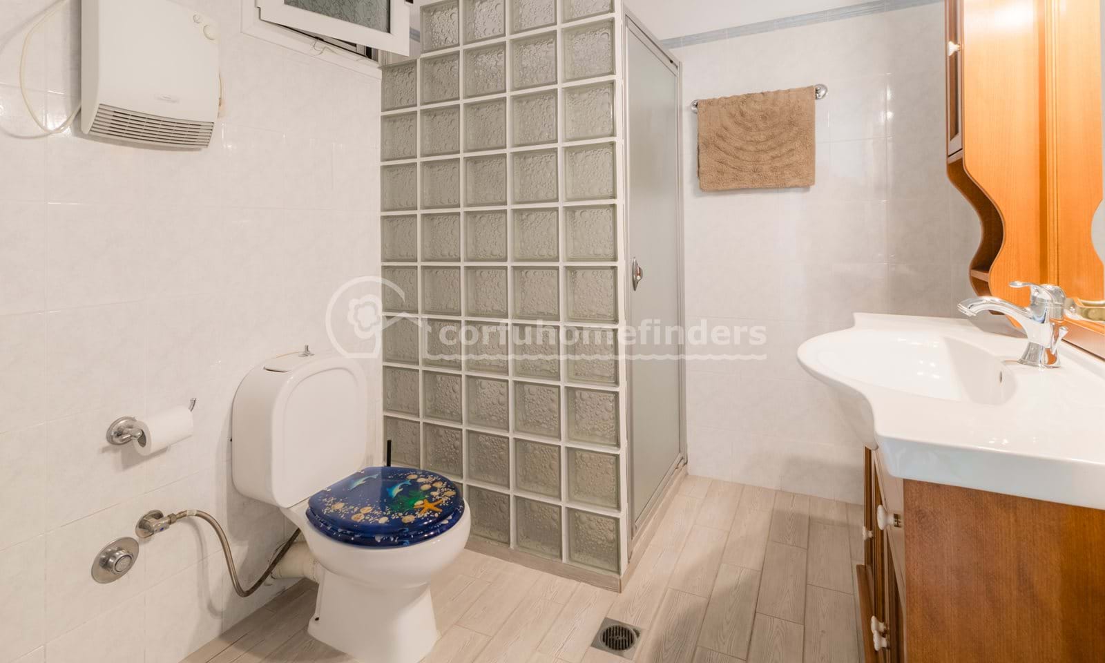 Listing photograph 15 of 19 of the house in Giannades, published by Corfu Home Finders.