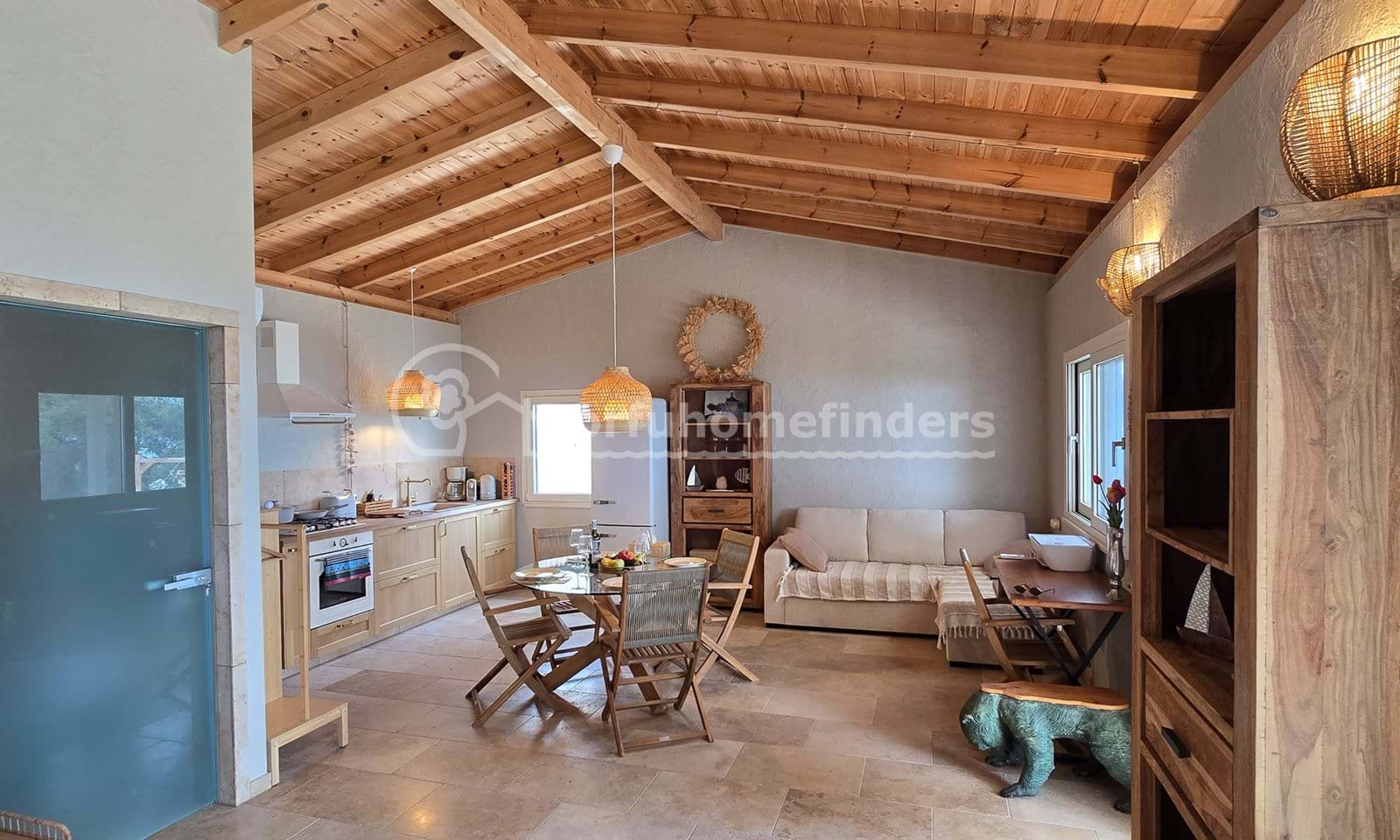 Listing photograph 5 of 18 of the house in Benitses, published by Corfu Home Finders.