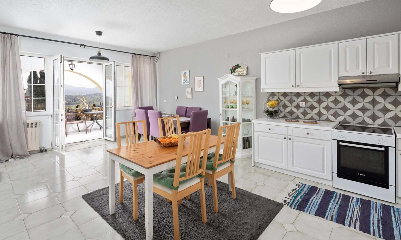 Listing photograph 10 of 24 of the house in Corfu Town, published by Corfu Home Finders.