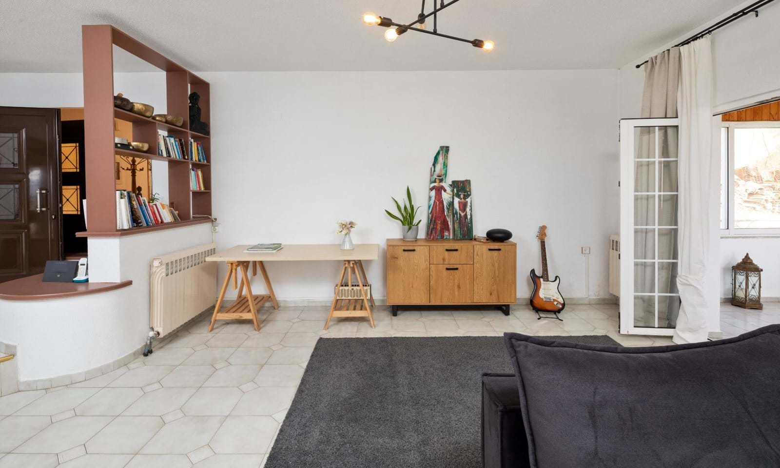 Listing photograph 8 of 24 of the house in Corfu Town, published by Corfu Home Finders.