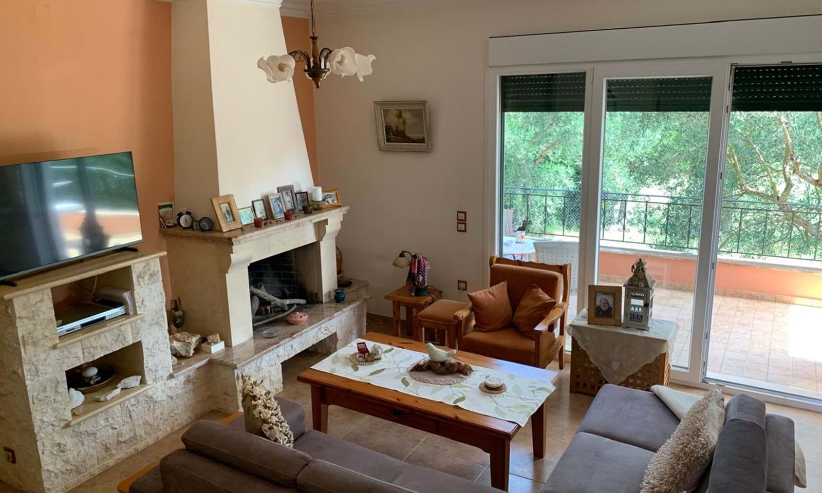 Listing photograph 6 of 11 of the house in Giannades, published by Corfu Home Finders.