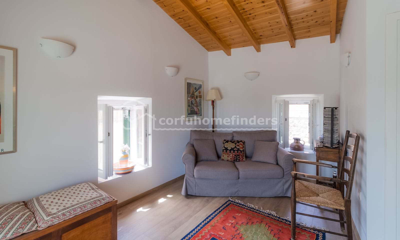 Listing photograph 5 of 19 of the house in Kouramades, published by Corfu Home Finders.