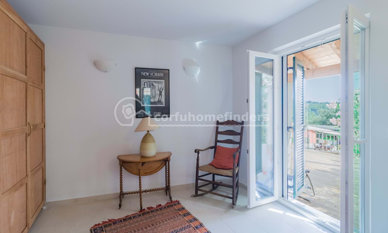 Listing photograph 10 of 19 of the house in Kouramades, published by Corfu Home Finders.
