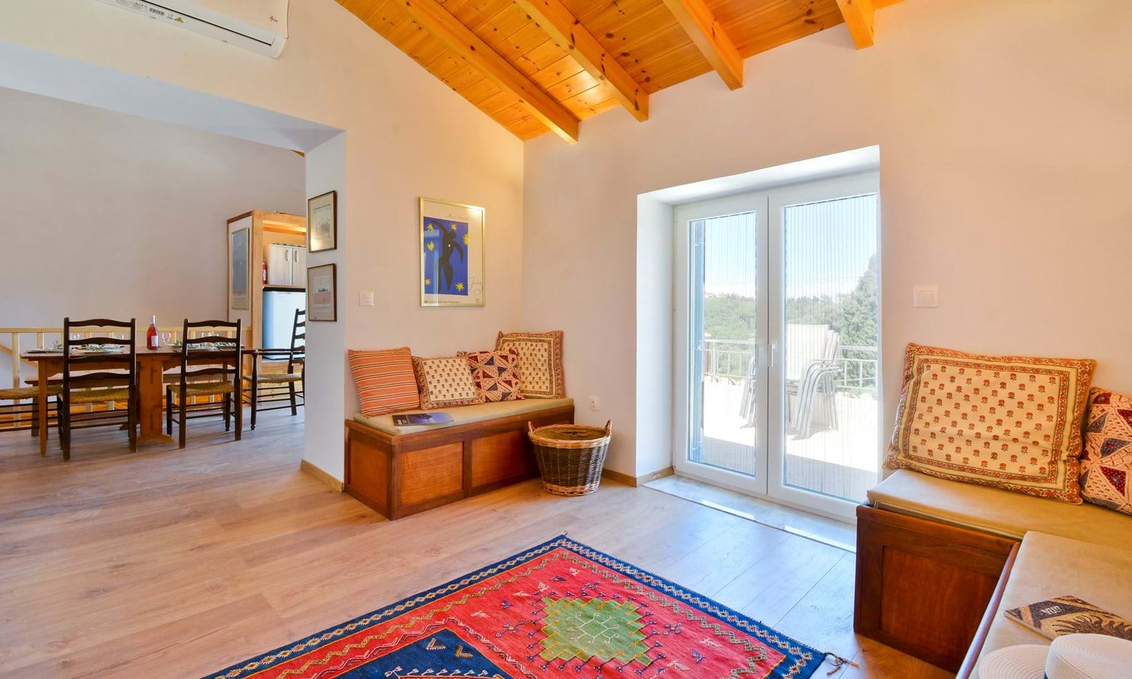 Listing photograph 4 of 19 of the house in Kouramades, published by Corfu Home Finders.