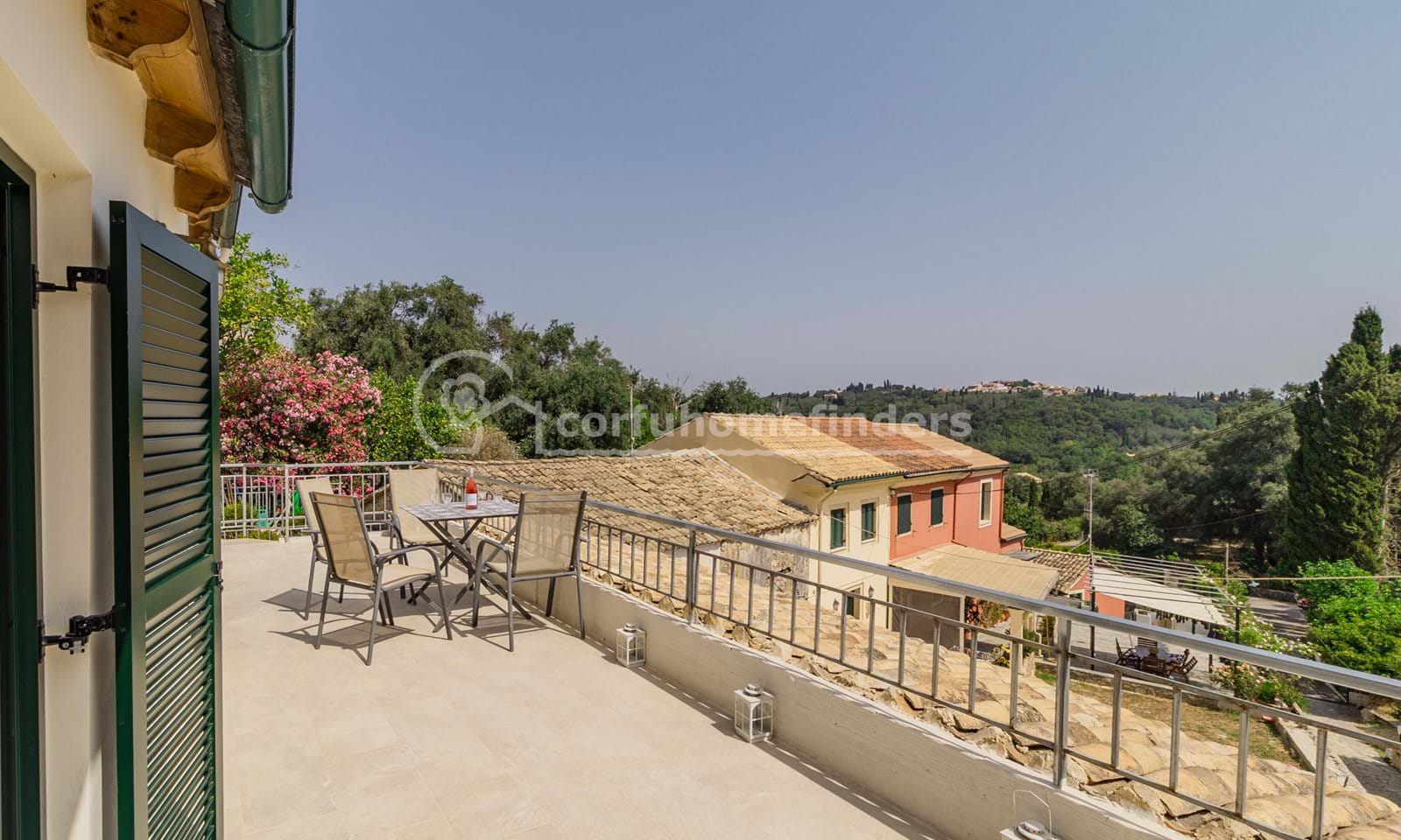 Listing photograph 6 of 19 of the house in Kouramades, published by Corfu Home Finders.