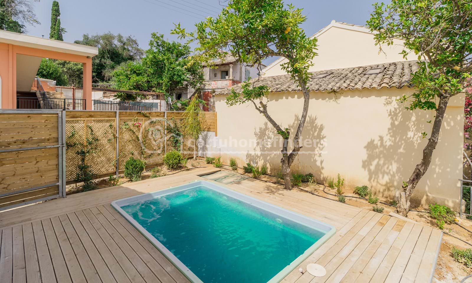 Listing photograph 8 of 19 of the house in Kouramades, published by Corfu Home Finders.