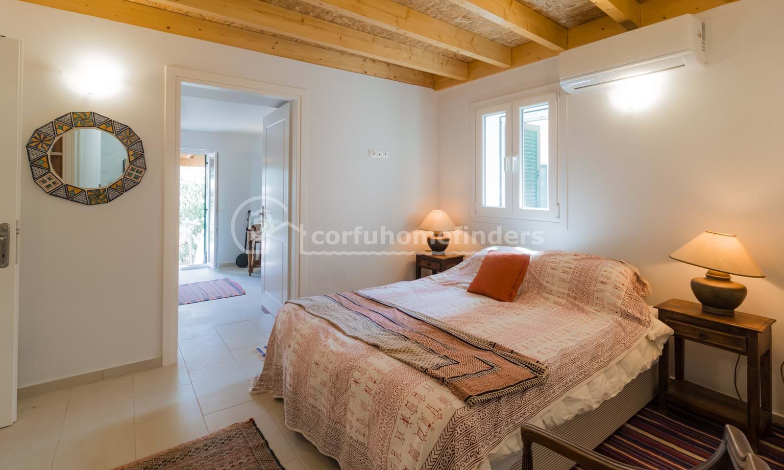 Listing photograph 9 of 19 of the house in Kouramades, published by Corfu Home Finders.