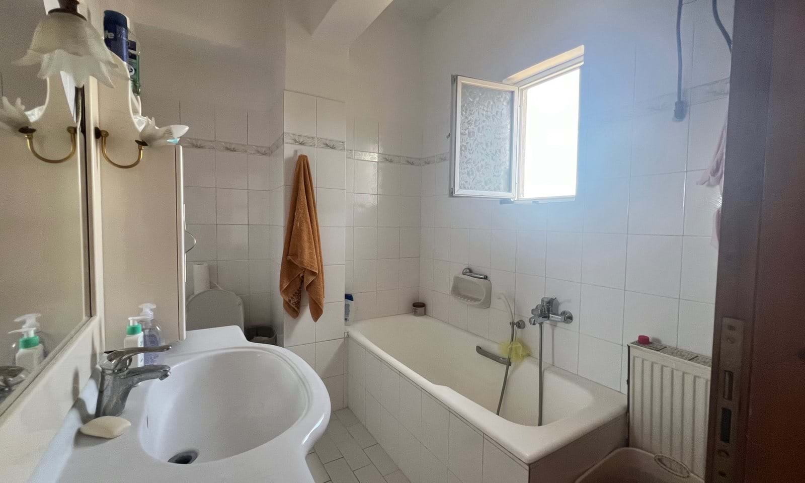 Listing photograph 4 of 11 of the house in Pagi, published by Corfu Home Finders.
