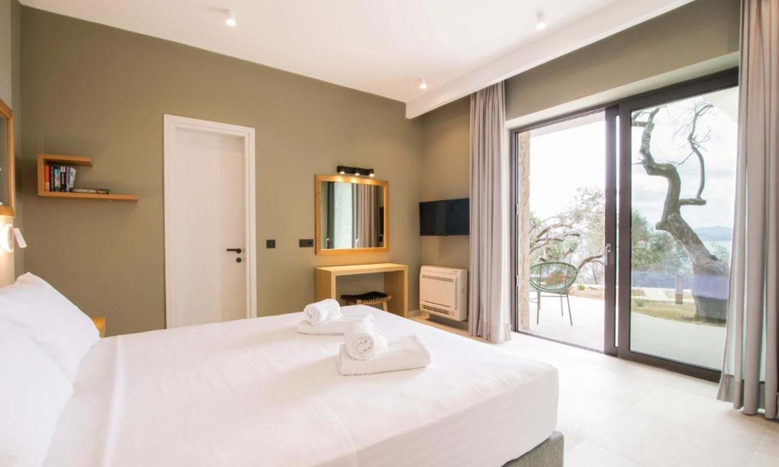 Listing photograph 24 of 29 of the house in Katavolos, published by Corfu Home Finders.