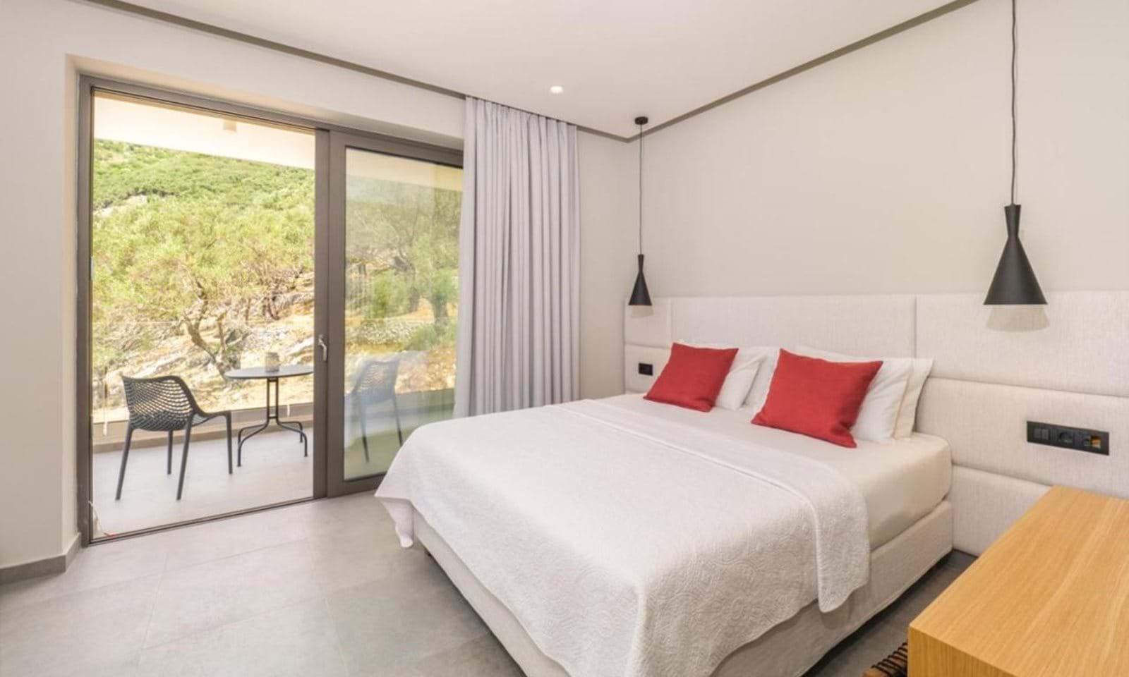Listing photograph 11 of 29 of the house in Katavolos, published by Corfu Home Finders.