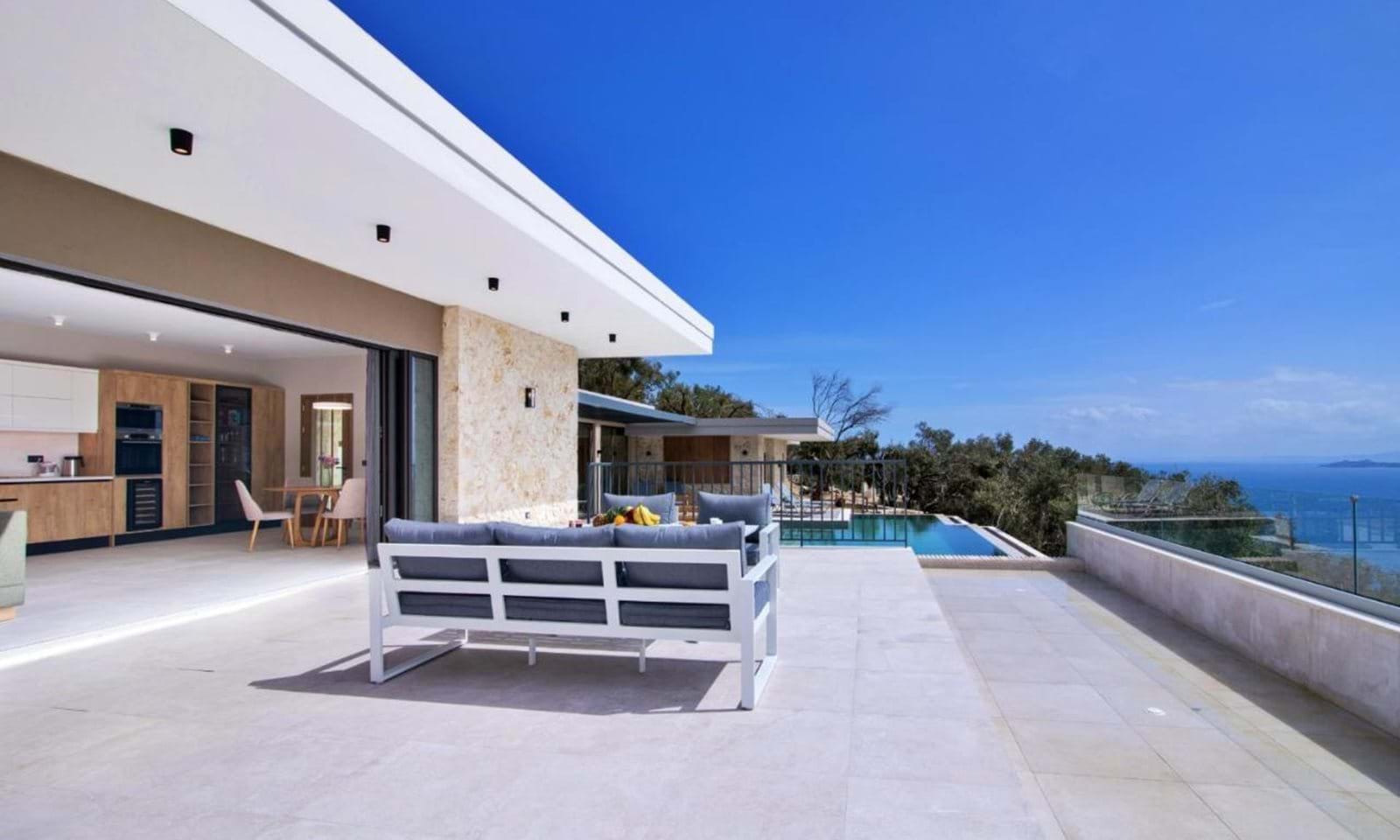 Listing photograph 15 of 29 of the house in Katavolos, published by Corfu Home Finders.