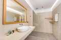 Villa Ouranos - ensuite shower room