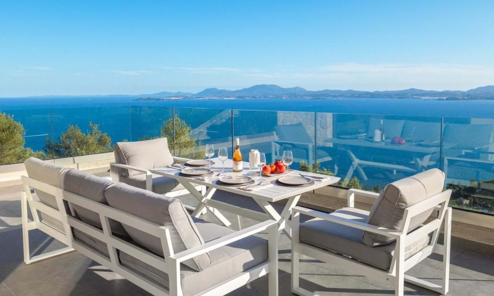 Listing photograph 8 of 29 of the house in Katavolos, published by Corfu Home Finders.