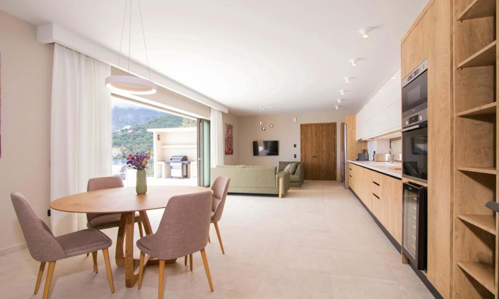 Listing photograph 17 of 29 of the house in Katavolos, published by Corfu Home Finders.