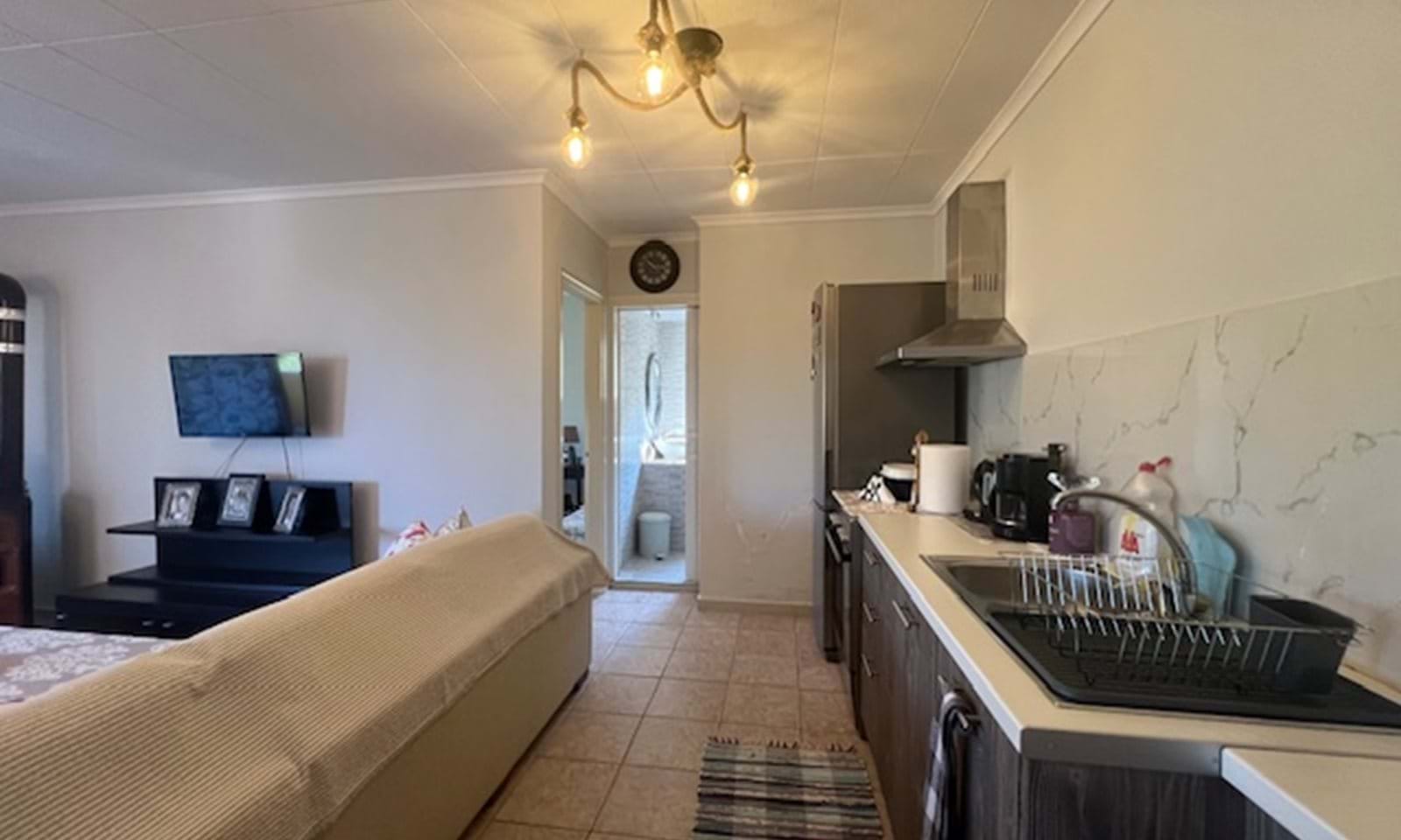Listing photograph 7 of 12 of the house in Strinilas, published by Corfu Home Finders.