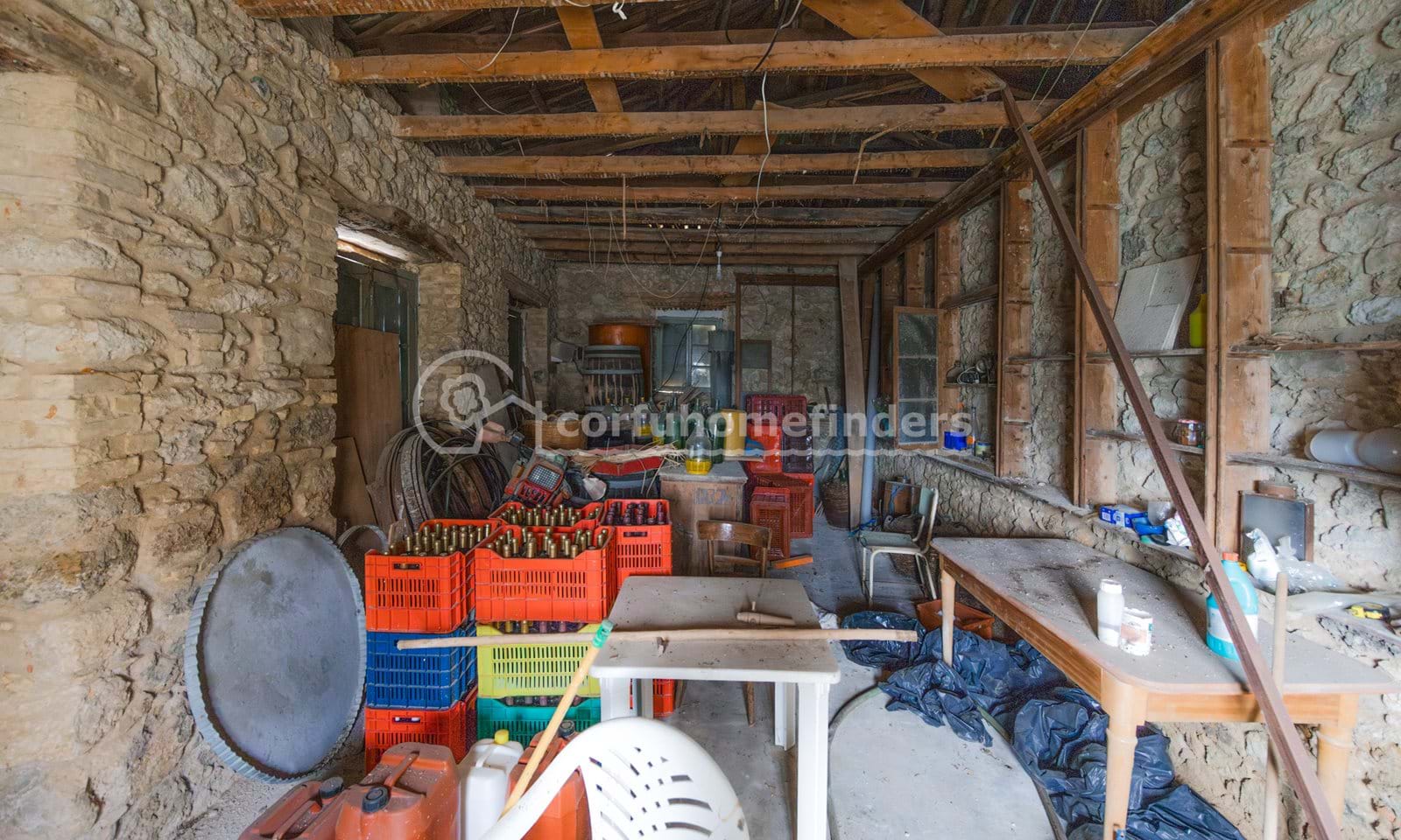 Listing photograph 5 of 7 of the house in Ano Korakiana, published by Corfu Home Finders.