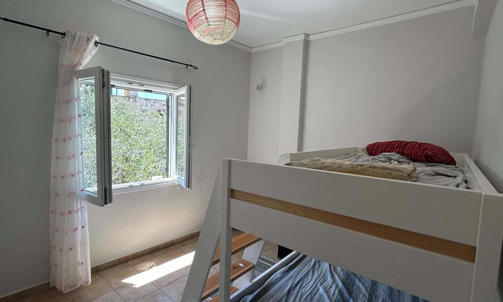 Listing photograph 9 of 11 of the apartment in Nissaki, published by Corfu Home Finders.