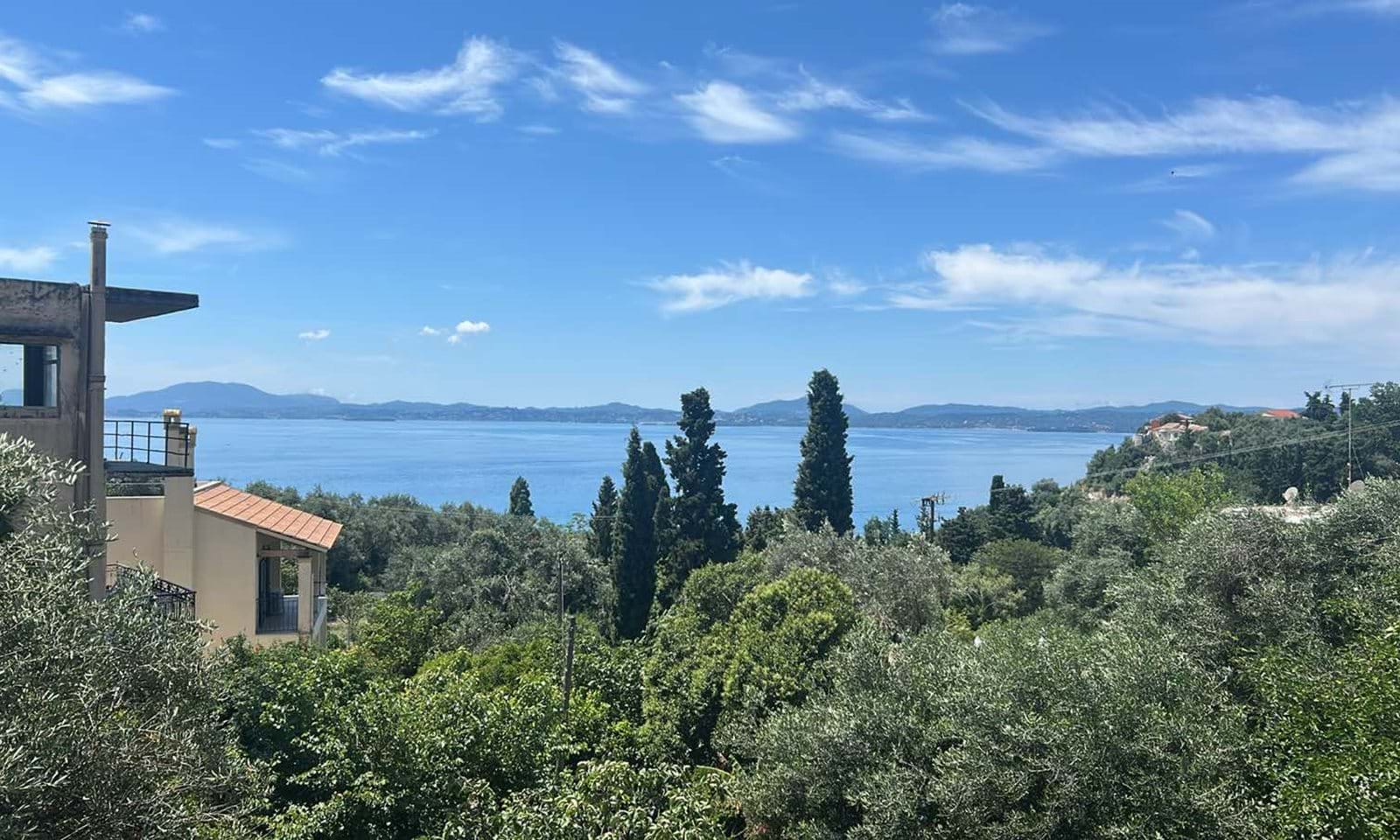 Listing photograph 1 of 11 of the apartment in Nissaki, published by Corfu Home Finders.