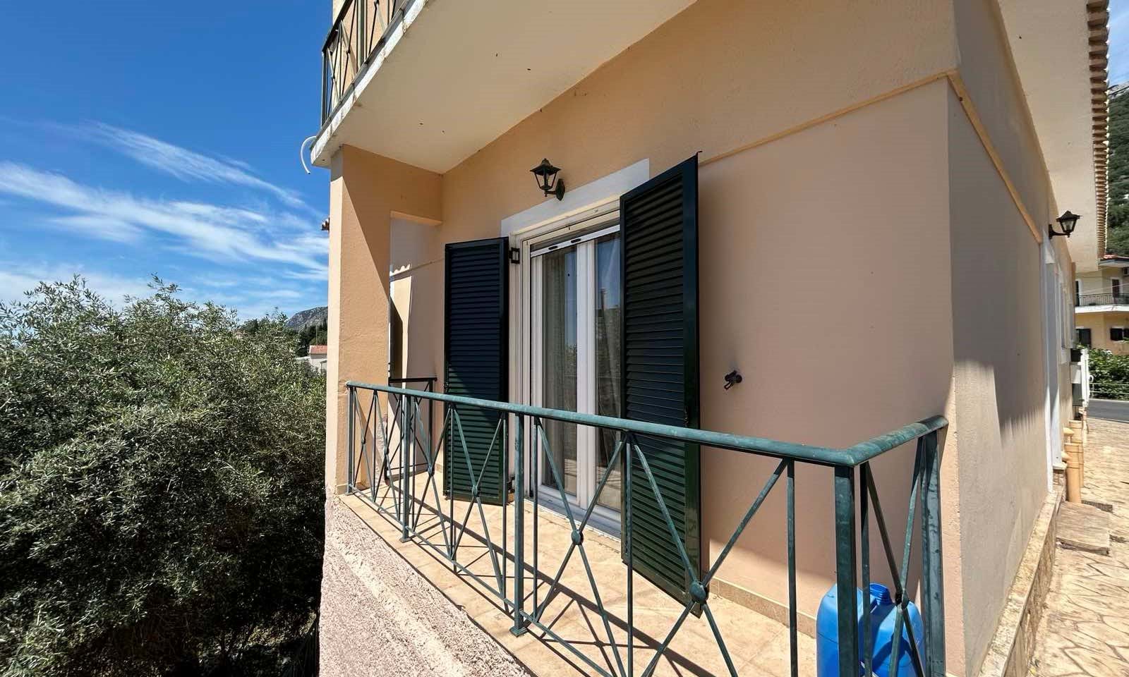 Listing photograph 11 of 11 of the apartment in Nissaki, published by Corfu Home Finders.