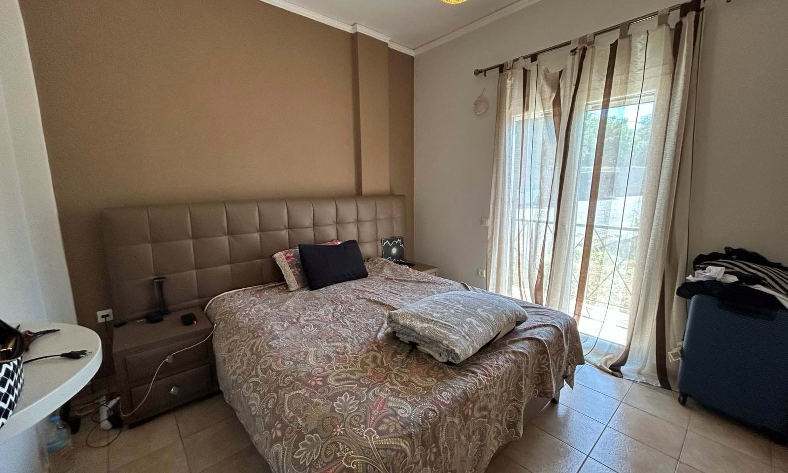 Listing photograph 7 of 11 of the apartment in Nissaki, published by Corfu Home Finders.