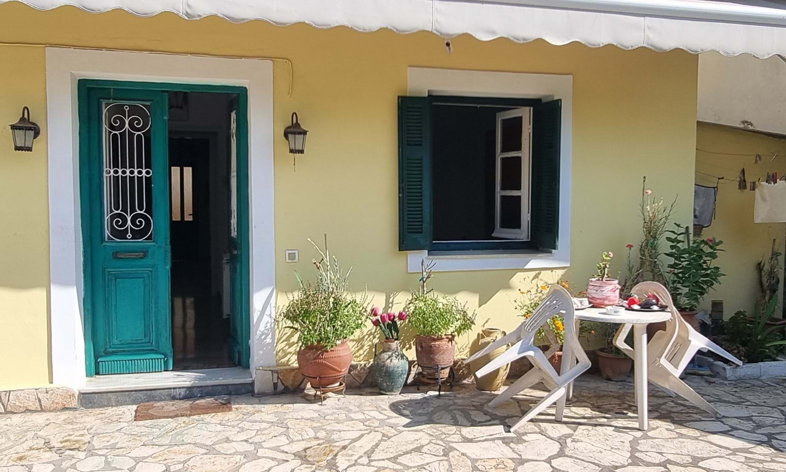 Listing photograph 3 of 23 of the house in Benitses, published by Corfu Home Finders.