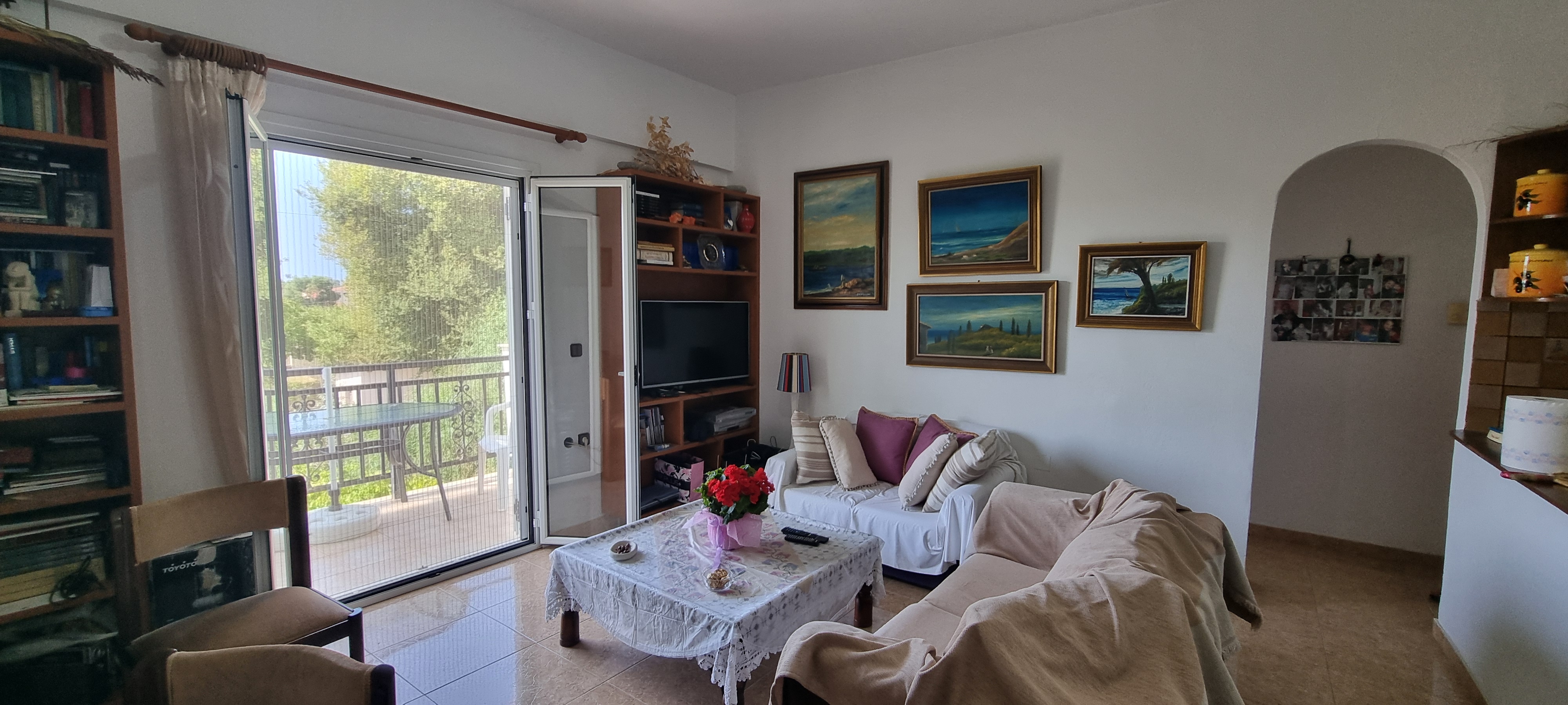 Listing photograph 4 of 11 of the house in Agios Georgios, Southern Corfu, published by Corfu Home Finders.