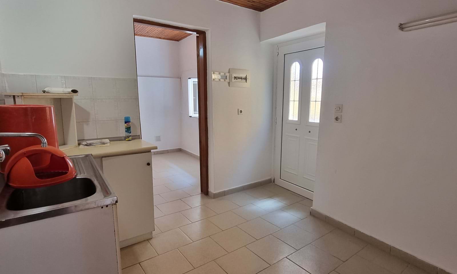 Listing photograph 8 of 16 of the house in Argirades, published by Corfu Home Finders.