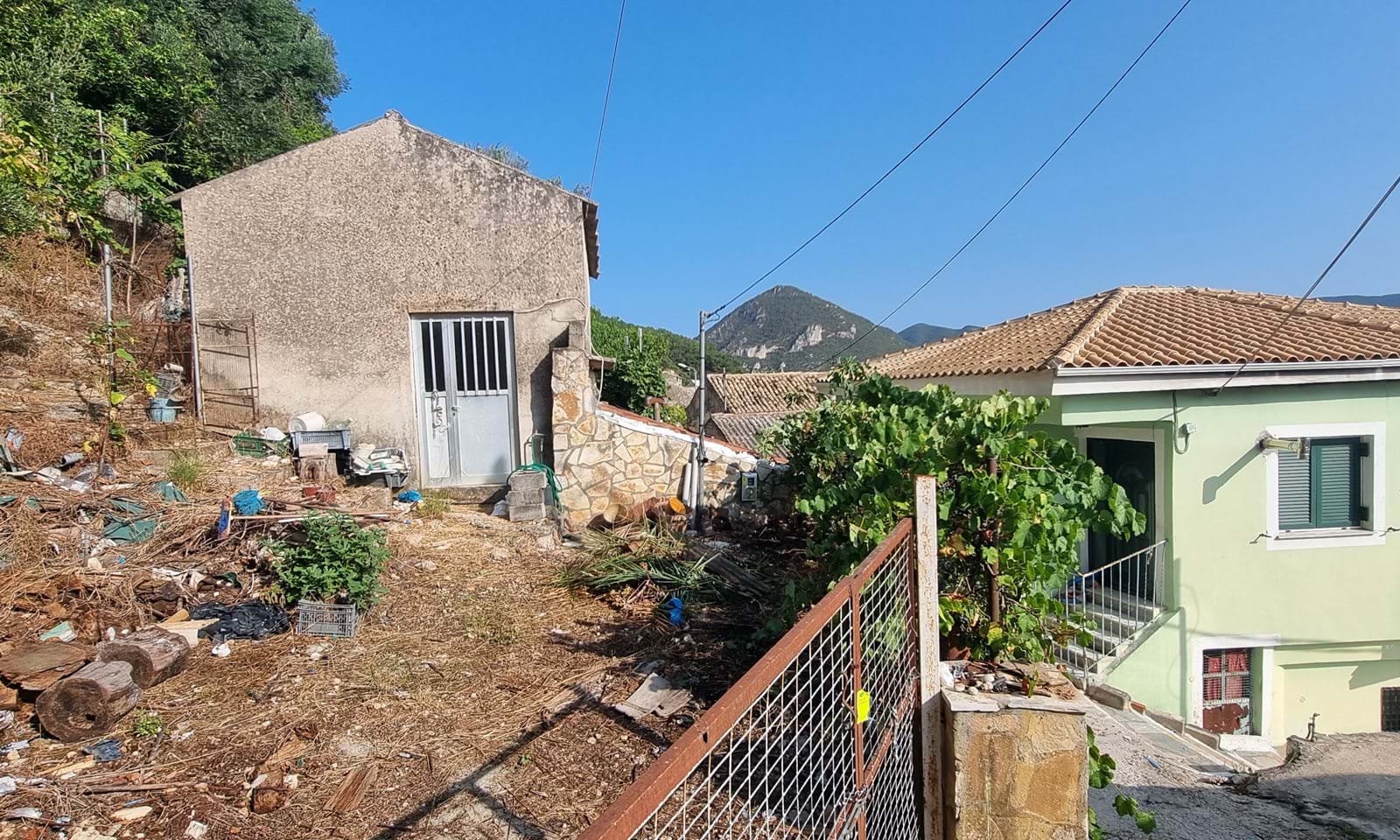 Listing photograph 6 of 13 of the house in Agios Mattheos, published by Corfu Home Finders.