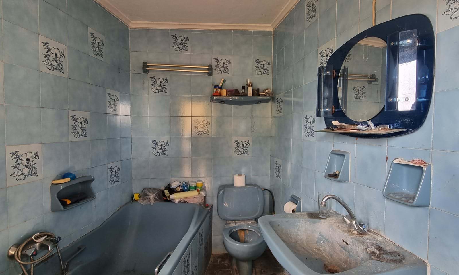 Listing photograph 11 of 13 of the house in Agios Mattheos, published by Corfu Home Finders.