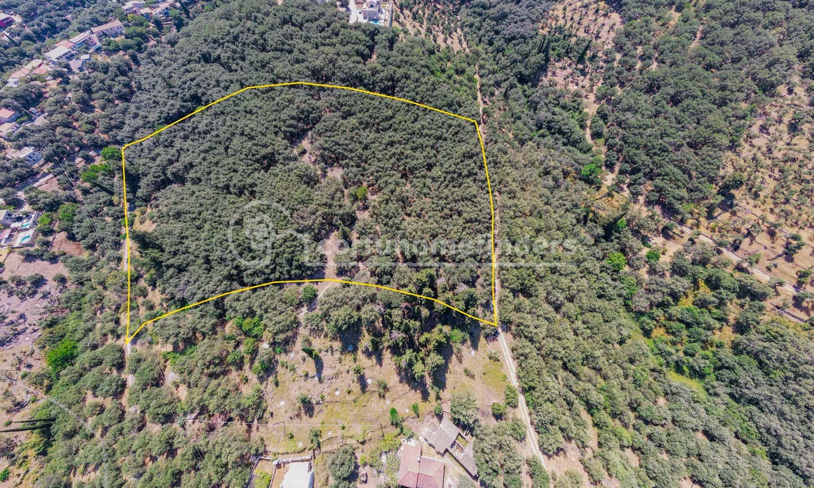 Listing photograph 4 of 8 of the land in Agios Martinos, published by Corfu Home Finders.