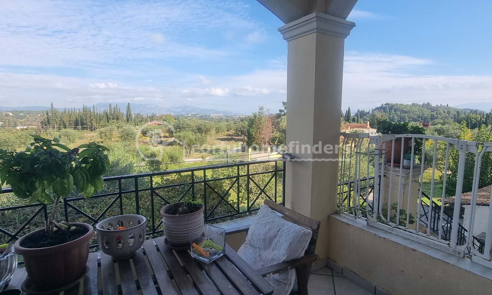 Listing photograph 17 of 20 of the house in Pikoulatika, published by Corfu Home Finders.