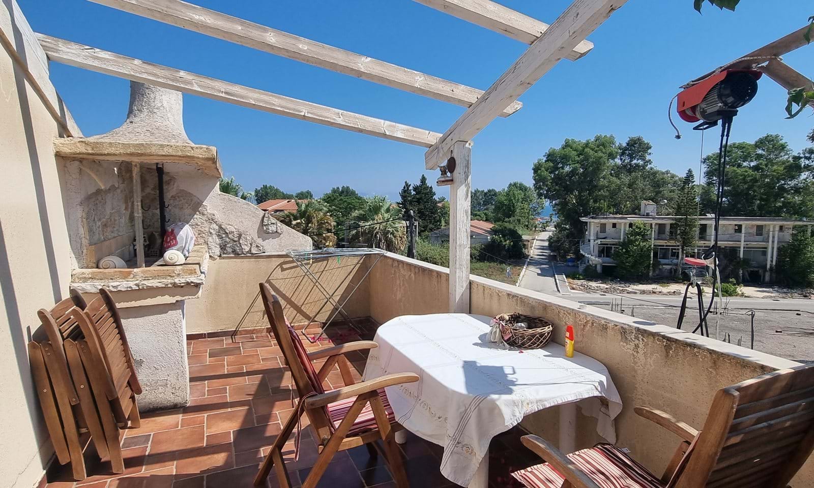 Listing photograph 8 of 15 of the commercial in Lefkimmi, published by Corfu Home Finders.