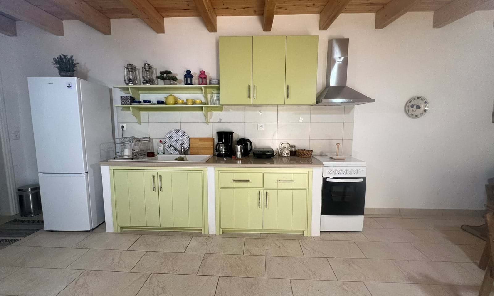 Listing photograph 9 of 17 of the house in Perithia, published by Corfu Home Finders.