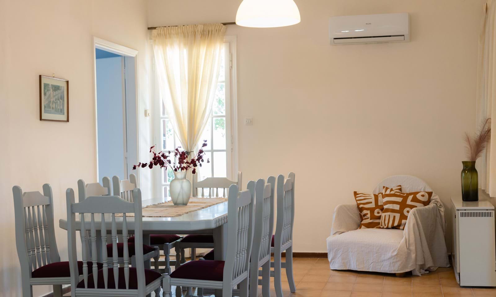 Listing photograph 7 of 19 of the house in Kompitsi, published by Corfu Home Finders.