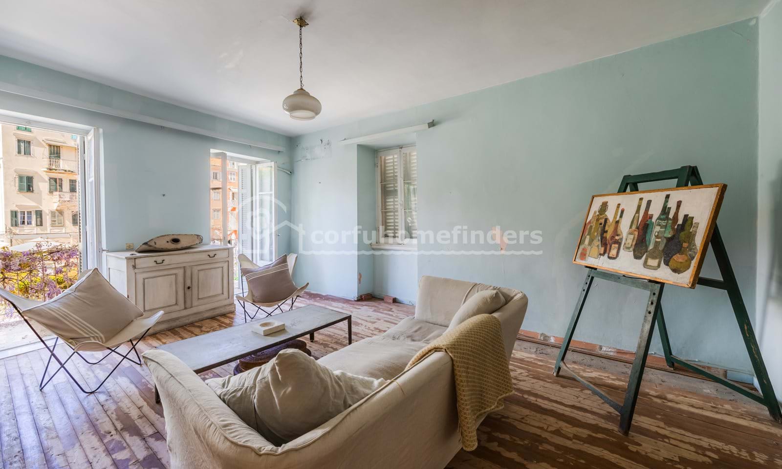 Listing photograph 13 of 18 of the apartment in Corfu Town, published by Corfu Home Finders.