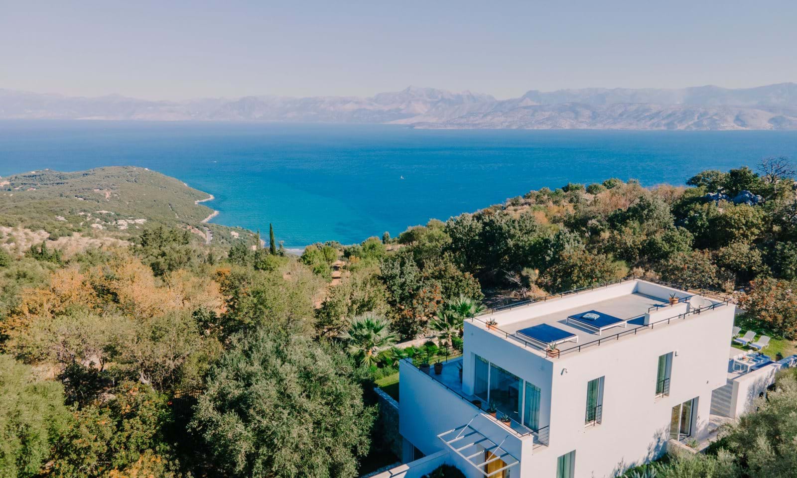 Listing photograph 2 of 30 of the house in Loutses, published by Corfu Home Finders.