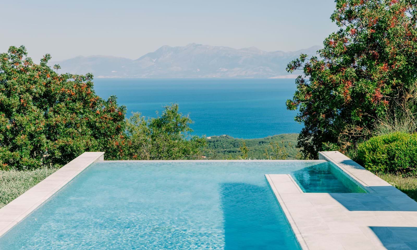 Listing photograph 5 of 30 of the house in Loutses, published by Corfu Home Finders.