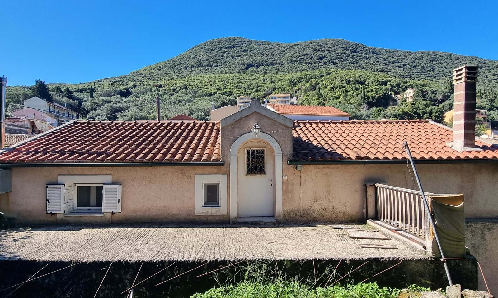 Listing photograph 10 of 11 of the house in Agios Mattheos, published by Corfu Home Finders.