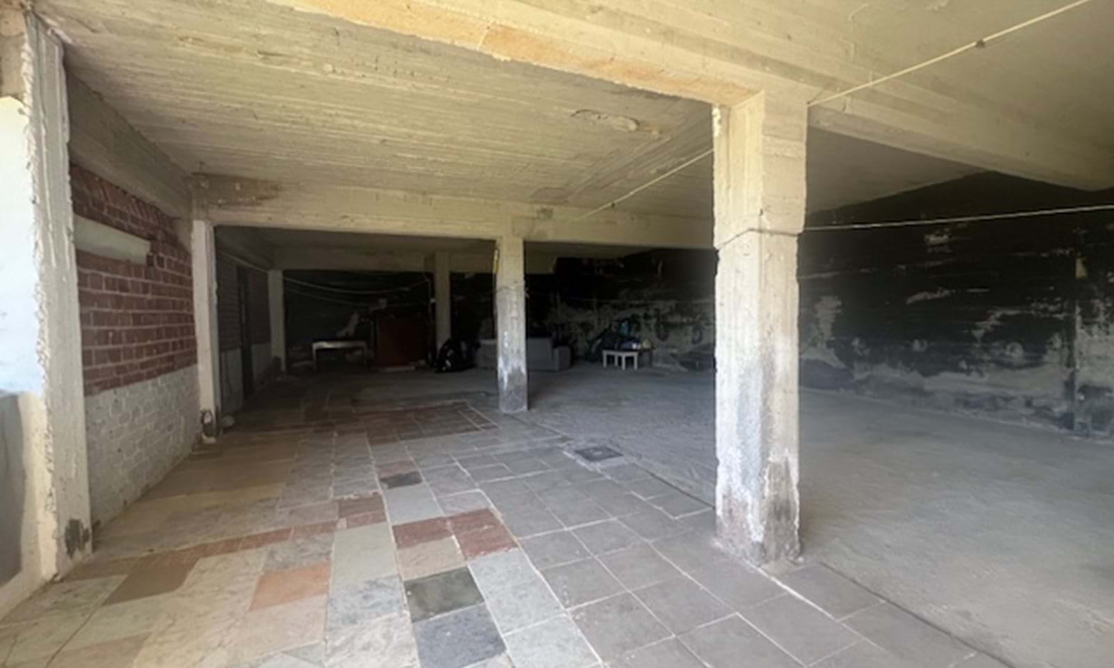 Listing photograph 17 of 20 of the apartment in Agnos, published by Corfu Home Finders.