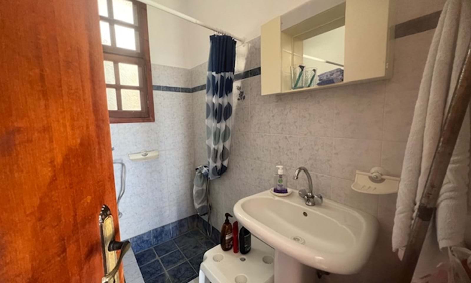 Listing photograph 16 of 20 of the apartment in Agnos, published by Corfu Home Finders.