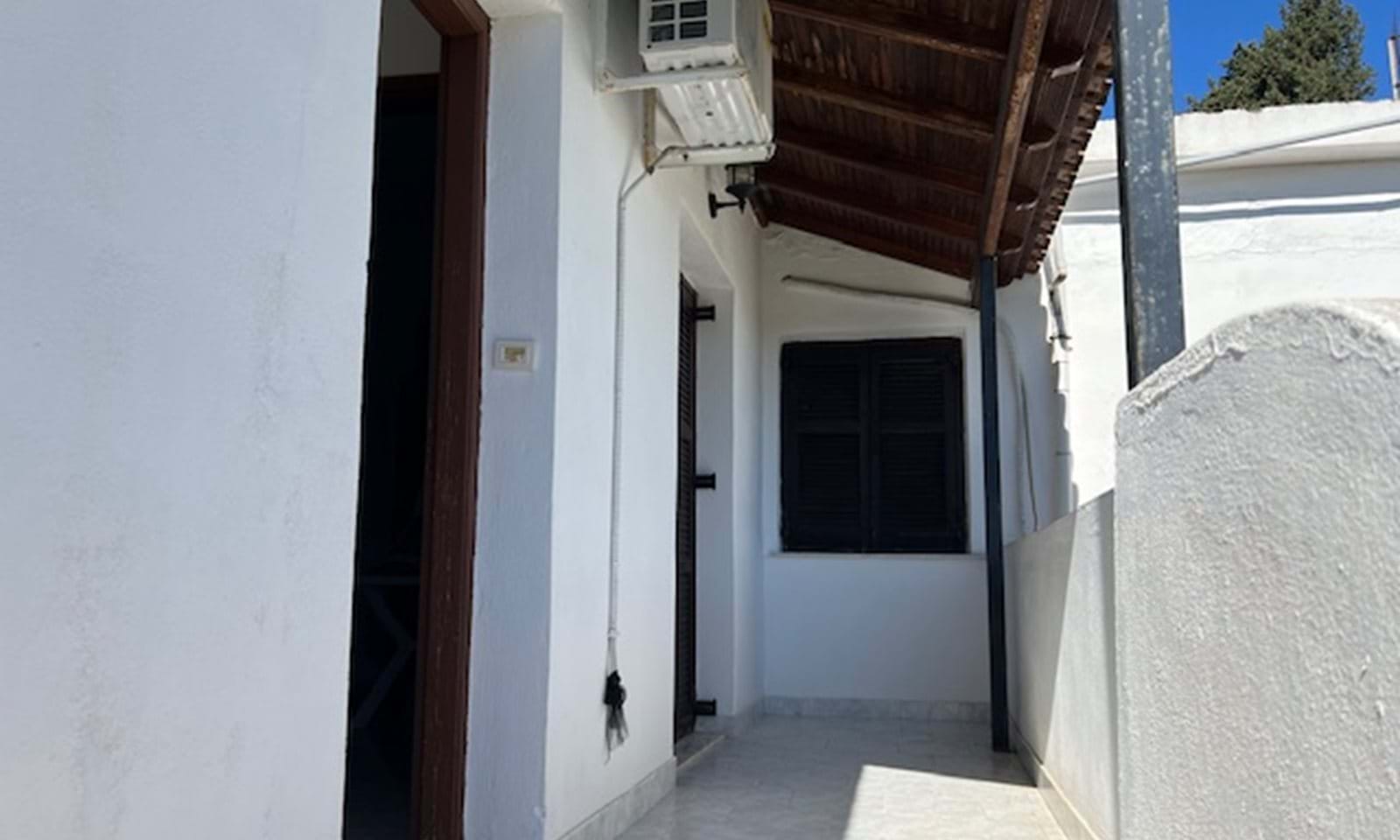 Listing photograph 4 of 20 of the apartment in Agnos, published by Corfu Home Finders.