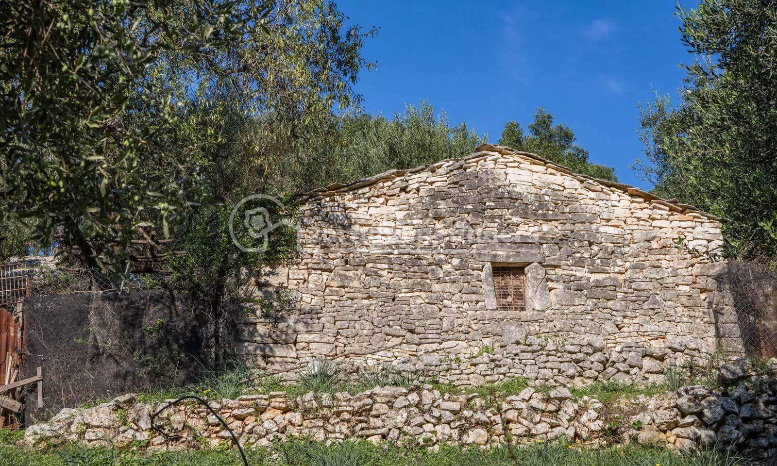 Listing photograph 5 of 7 of the land in Nissaki, published by Corfu Home Finders.
