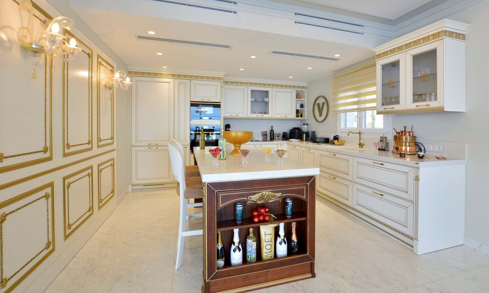Listing photograph 9 of 40 of the house in Spartilas, published by Corfu Home Finders.
