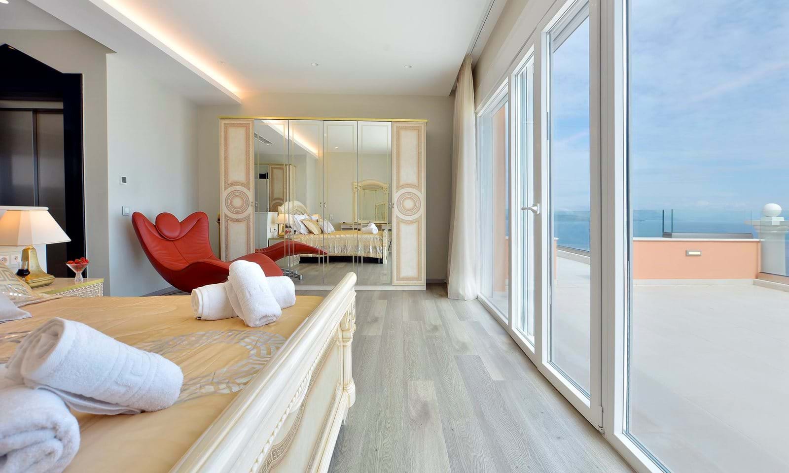 Listing photograph 14 of 40 of the house in Spartilas, published by Corfu Home Finders.