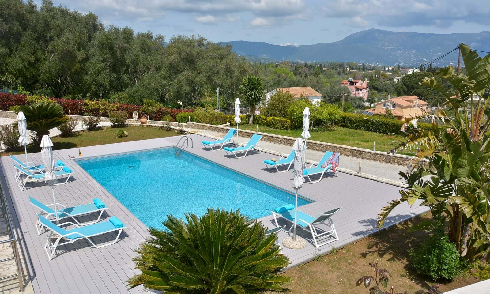 Listing photograph 16 of 44 of the house in Gouvia, published by Corfu Home Finders.