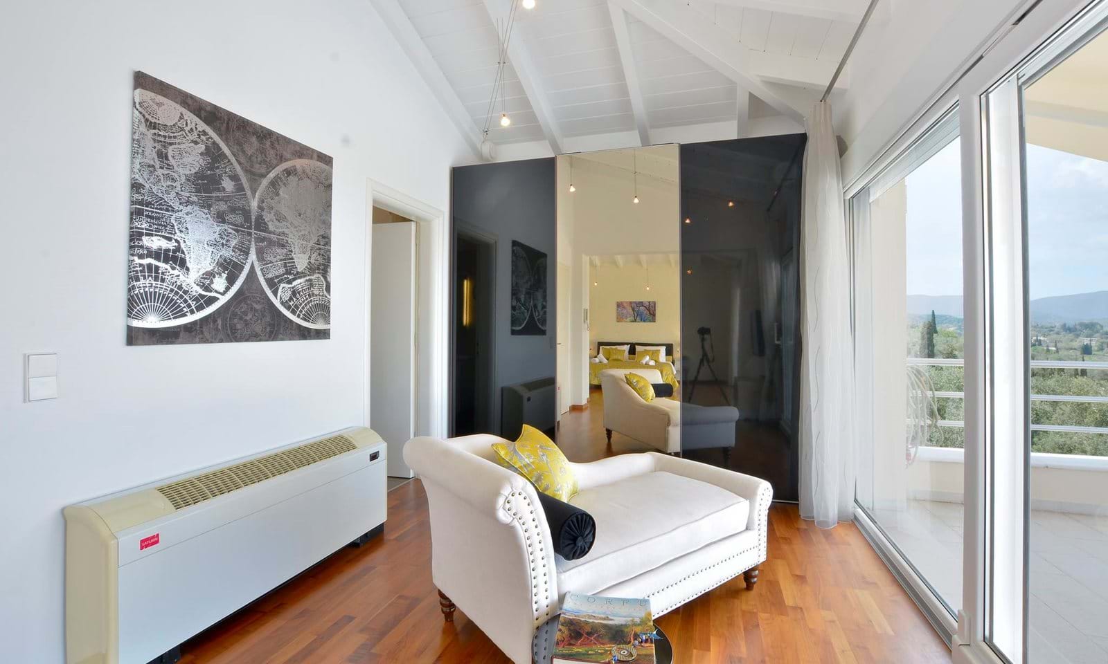 Listing photograph 35 of 44 of the house in Gouvia, published by Corfu Home Finders.