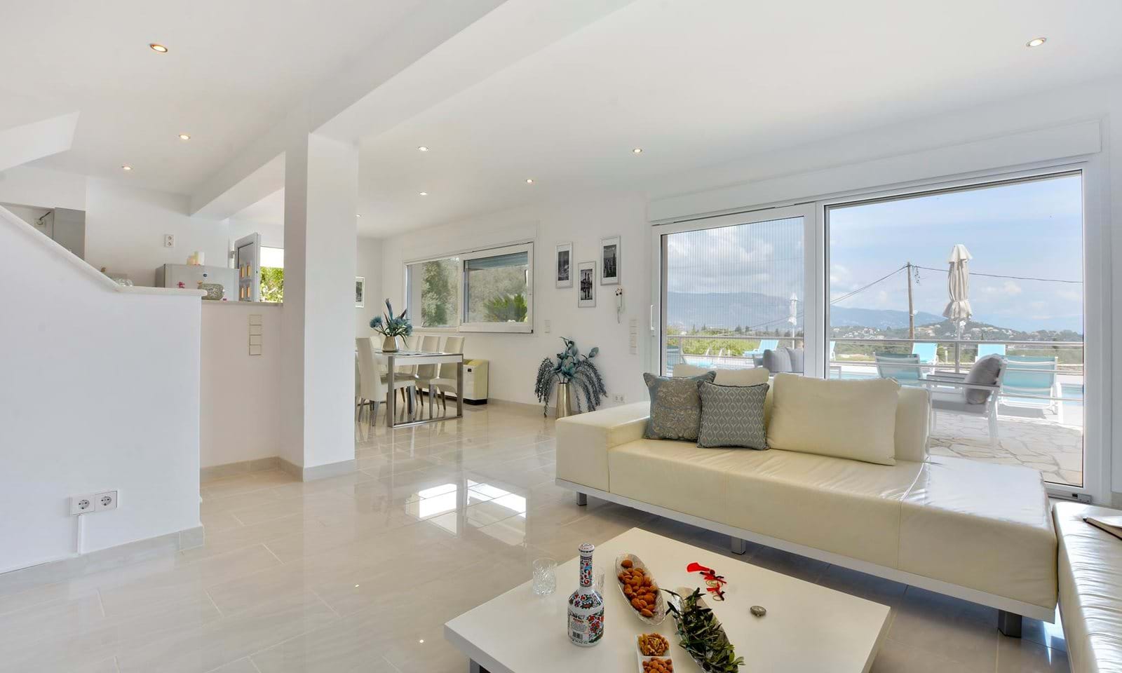 Listing photograph 3 of 44 of the house in Gouvia, published by Corfu Home Finders.