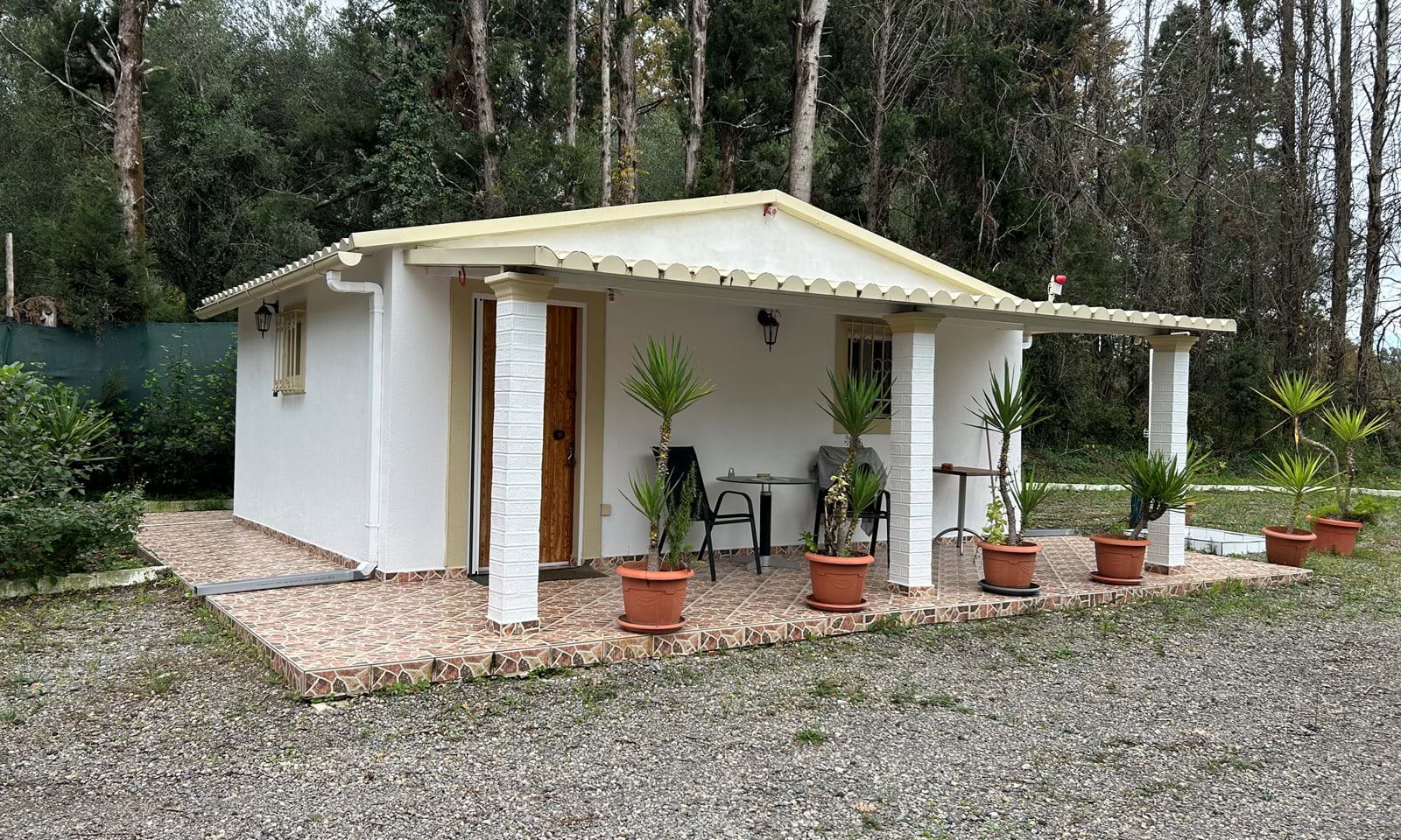 Listing photograph 5 of 9 of the house in Afra, published by Corfu Home Finders.