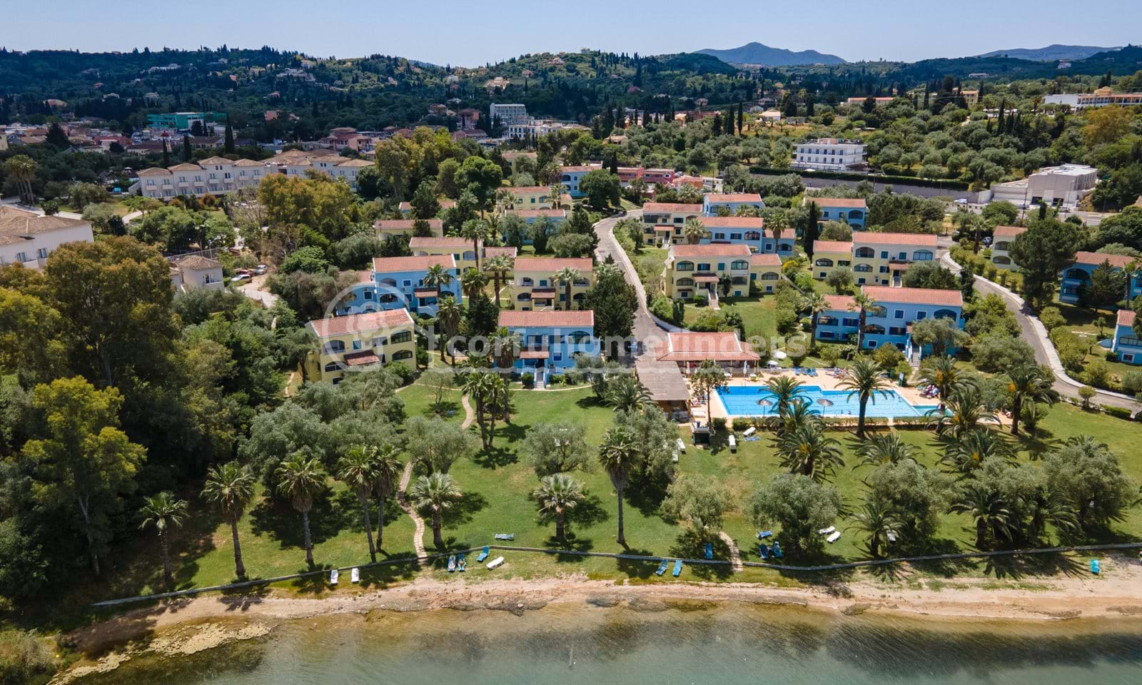 Listing photograph 4 of 18 of the apartment in Gouvia, published by Corfu Home Finders.