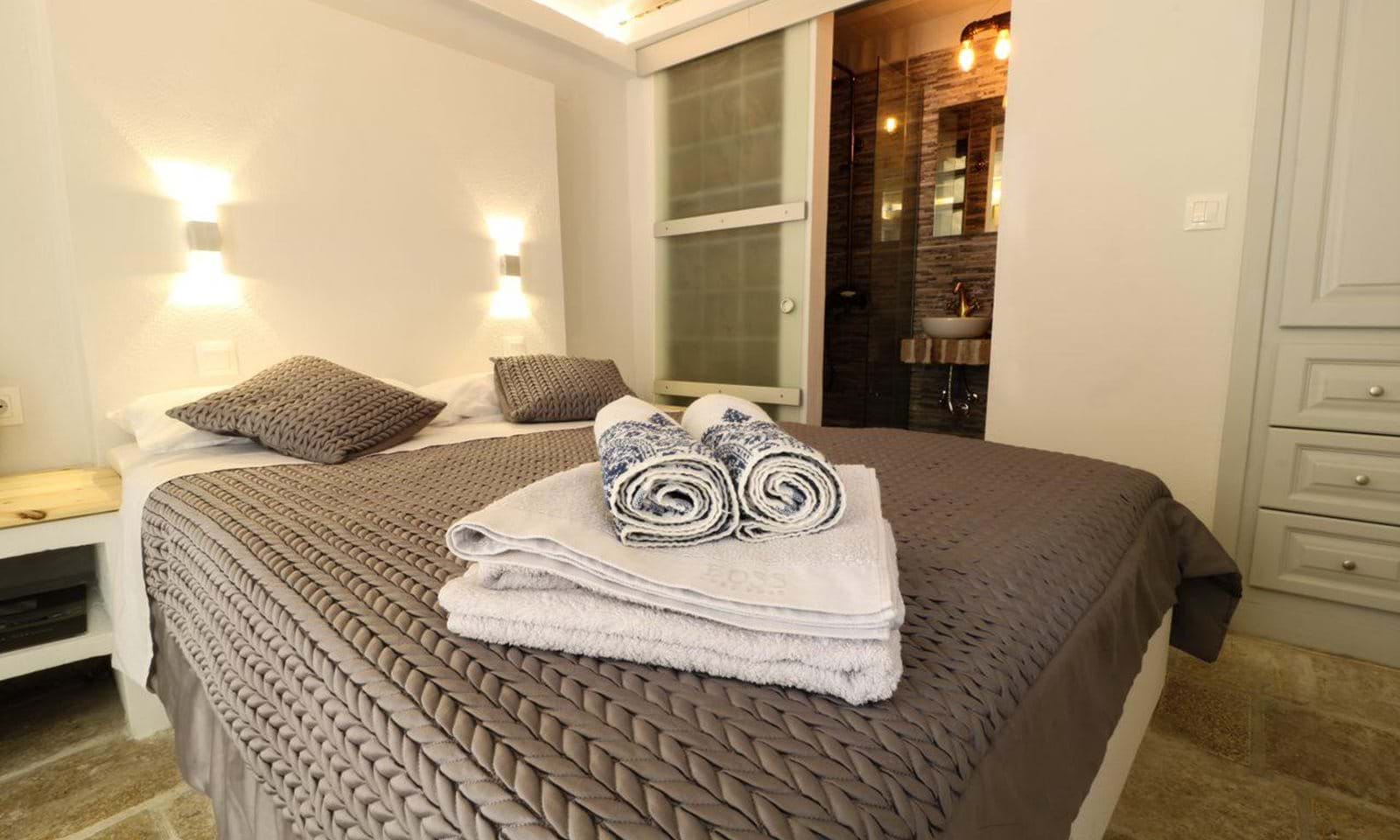 Listing photograph 7 of 8 of the house in Spartilas, published by Corfu Home Finders.